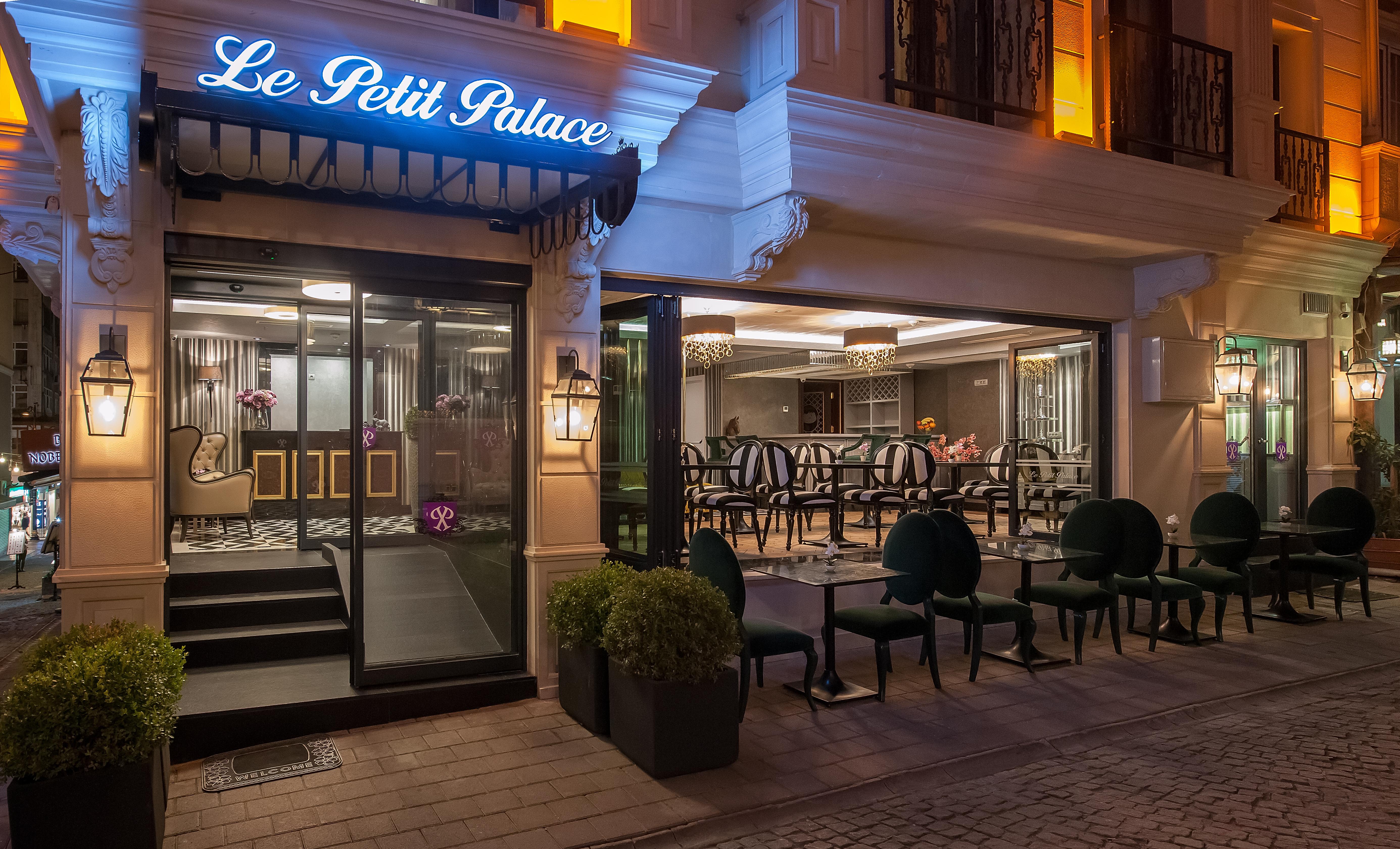 Le Petit Palace - Special Category Готель 3*