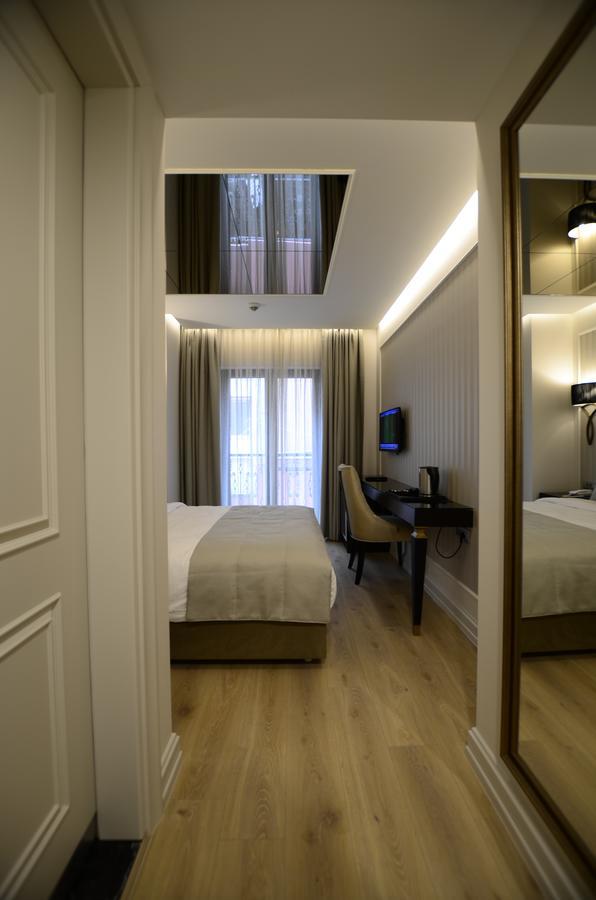 Hotel Le Petit Palace - Special Category