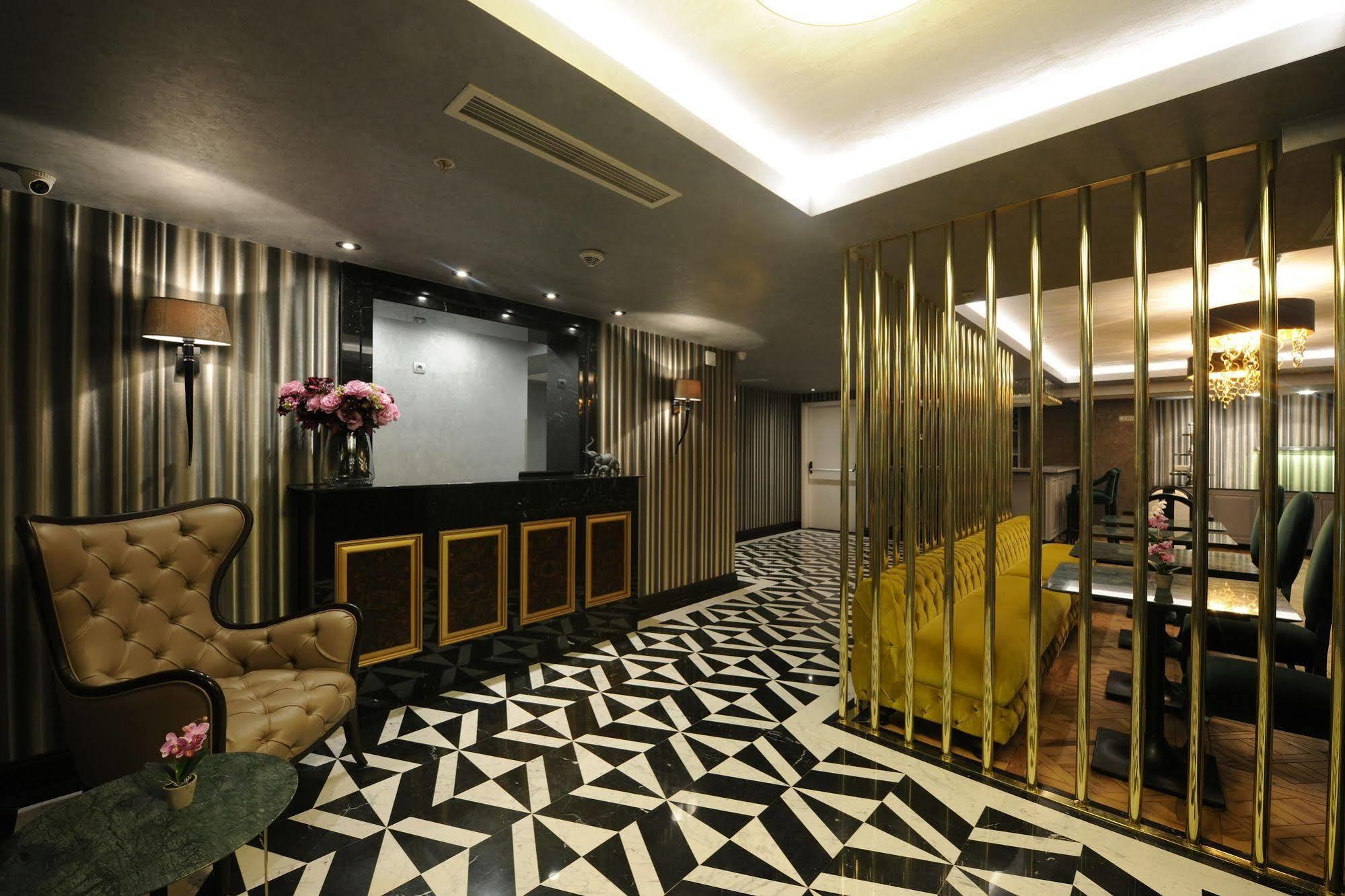 מלון Le Petit Palace - Special Category